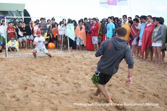 Thumbnail da galeria Gata na Praia